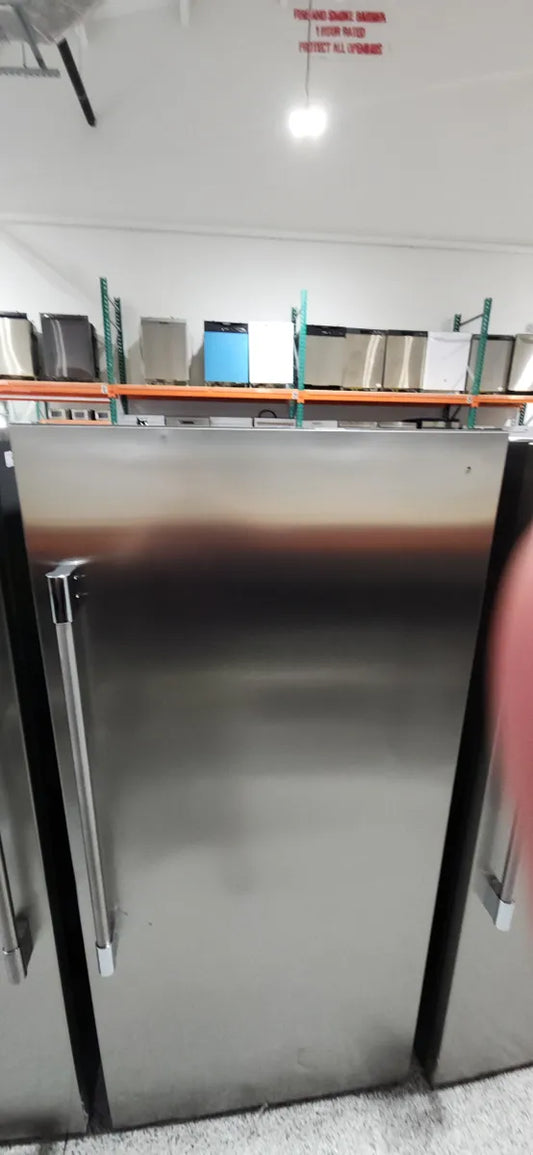 Frigidaire Professional Single-Door Refrigerator