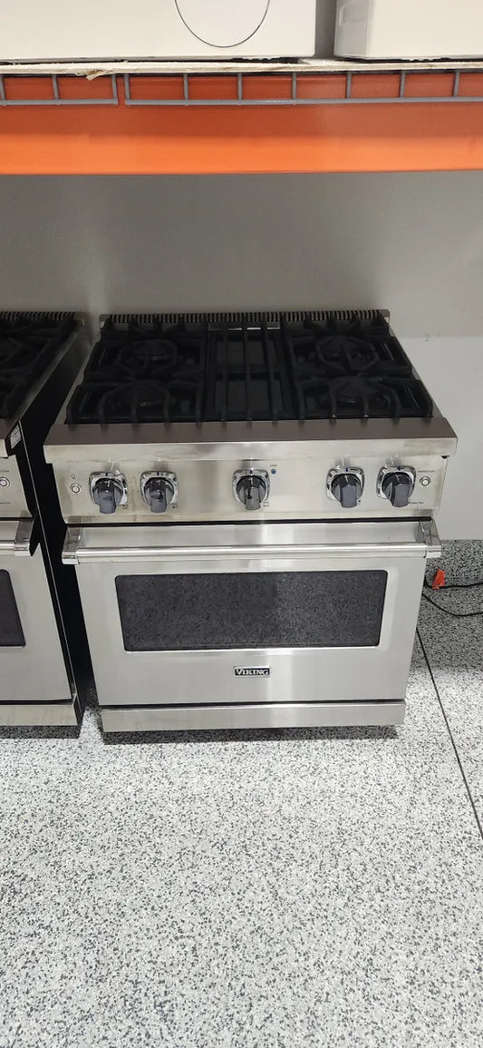 Viking Professional 5 Series 4.0 Cu. Ft. Freestanding Gas Convection Range - Stainless Steel