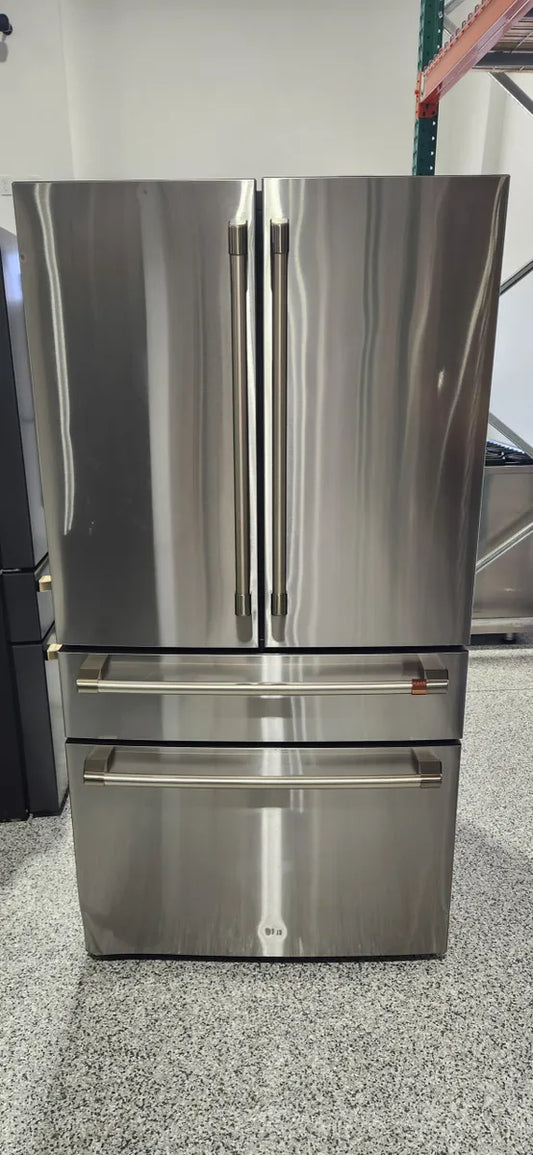 Café - Door French Door Smart Refrigerator with Dual Dispense Autofill Pitcher - Stainless Steel